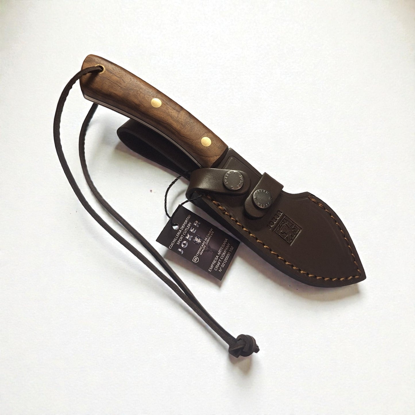 Joker Nessmuk S CN132 bushcraft peilis su riešutmedžio rankena, 11 cm ašmenys