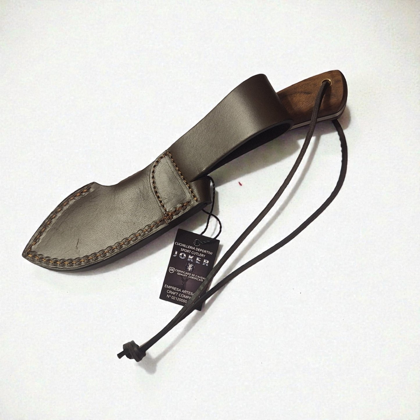 Joker Nessmuk S CN132 bushcraft peilis su riešutmedžio rankena, 11 cm ašmenys