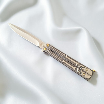 JKR0687 drugelio tipo peilis (balisong), 11 cm