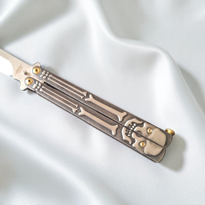 JKR0687 drugelio tipo peilis (balisong), 11 cm
