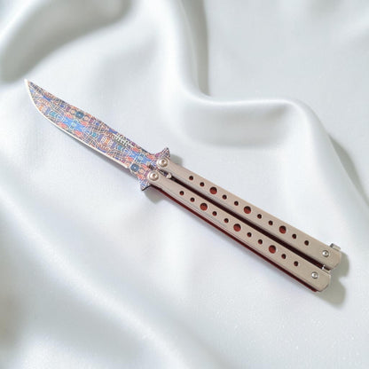 JKR 646 Drugelio tipo peilis (Balisong) 3Cr13, Raudonas/Sidabrinis
