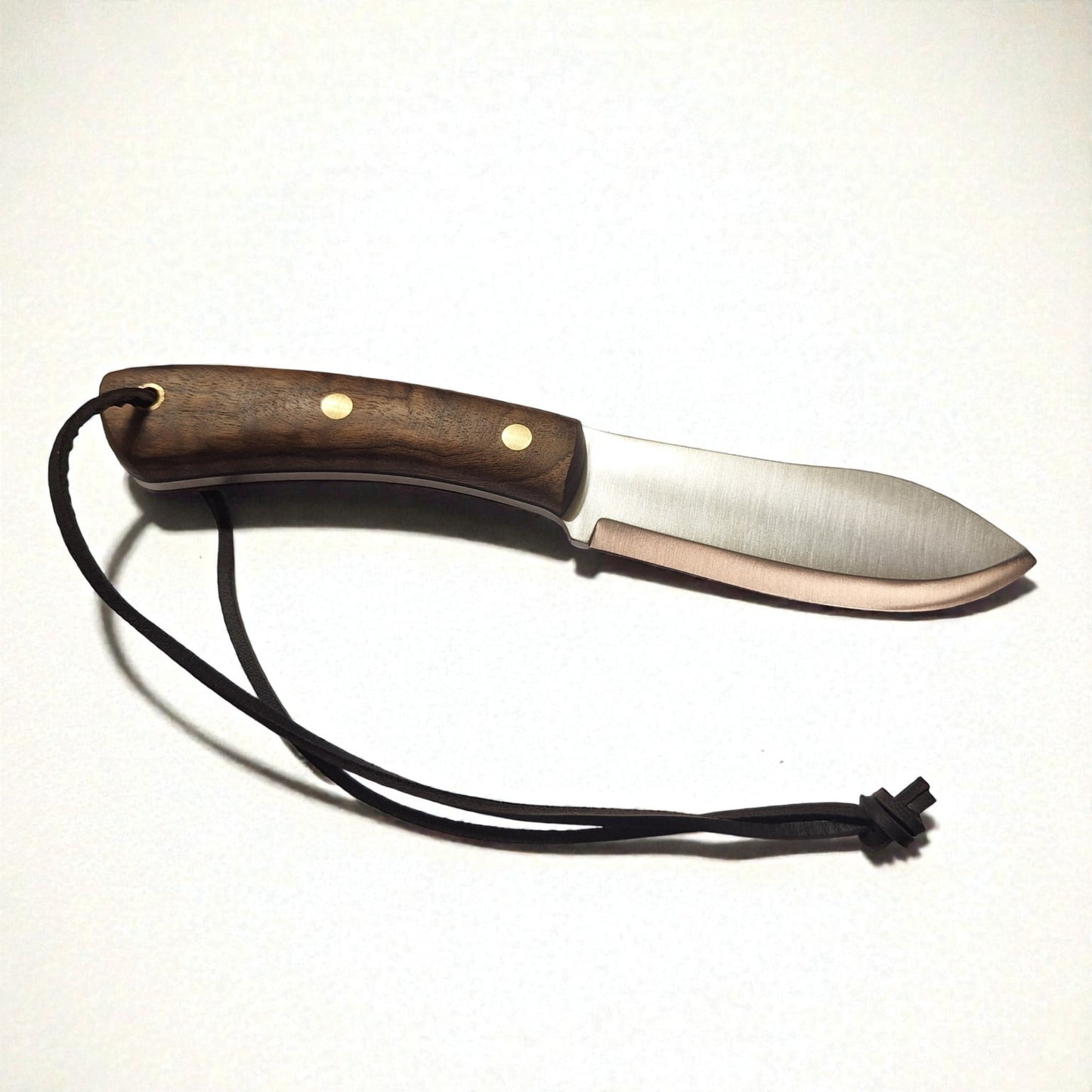 Joker Nessmuk S CN132 bushcraft peilis su riešutmedžio rankena, 11 cm ašmenys