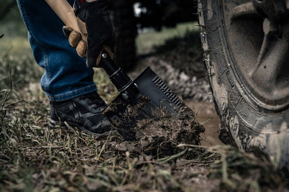 Sulankstomas išgyvenimo kastuvas turistams Badger